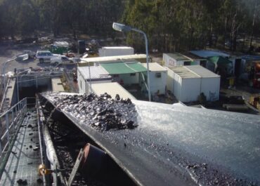 Go with the flow: New automated chutes with dewatering screens fix flow problems for good